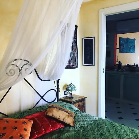 Apartment Romantic Sea View Flat In *