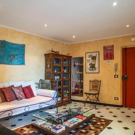 Romantic Sea View Flat In Γένοβα