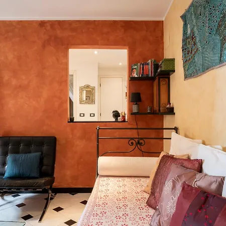 Romantic Sea View Flat In Γένοβα