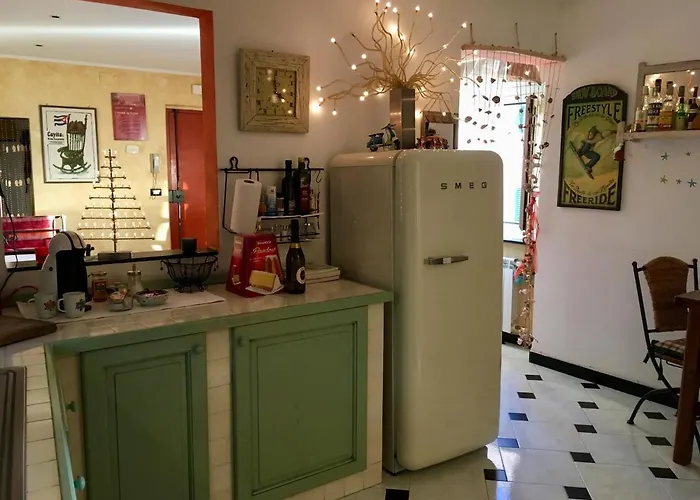 Romantic Sea View Flat In Genua