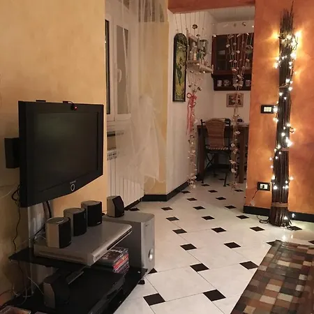Romantic Sea View Flat In Genua