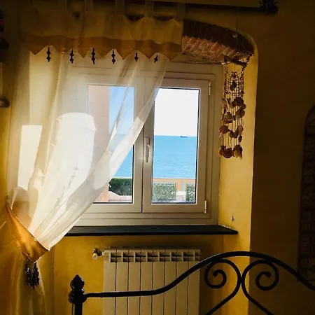 アパート Romantic Sea View Flat In